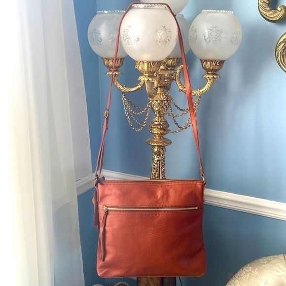 Brand New Margot Genuine Leather Leah Hobo Zip Crossbody Purse Adjustable Strap - Picture 4 of 16